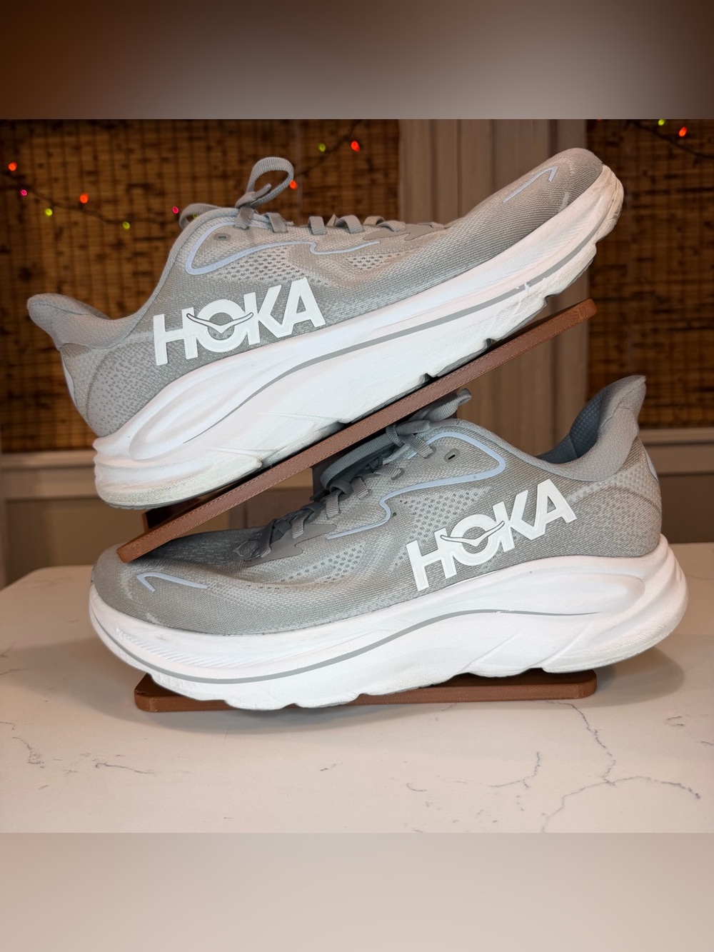 Hoka Men's Light Gray/White Bondi-Style Athletic Sneakers